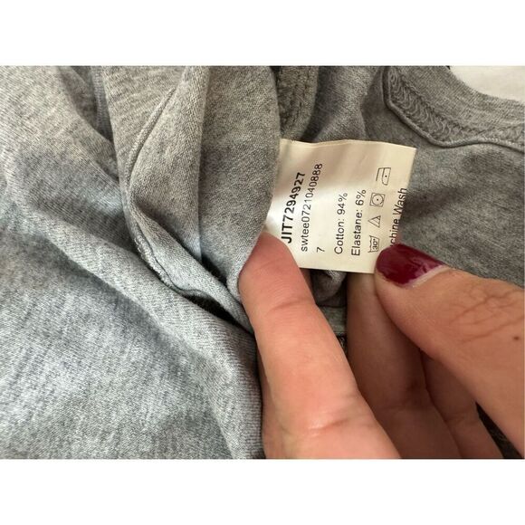 Gray crop top - Picture 4 of 6